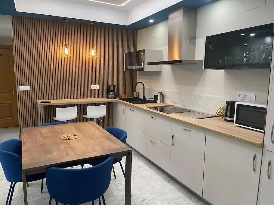Apartamento Lux Nervion Севилья 0*,